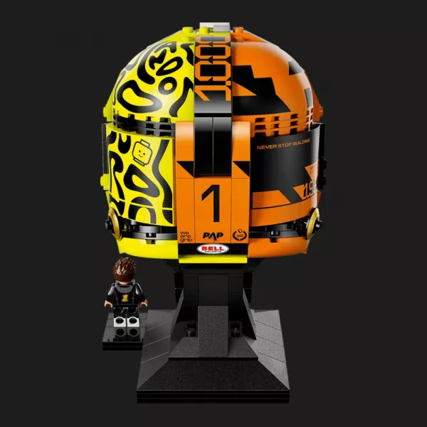 Конструктор LEGO Editions Шолом Ландо Норріса з команди McLaren Mastercard F1 (43023)