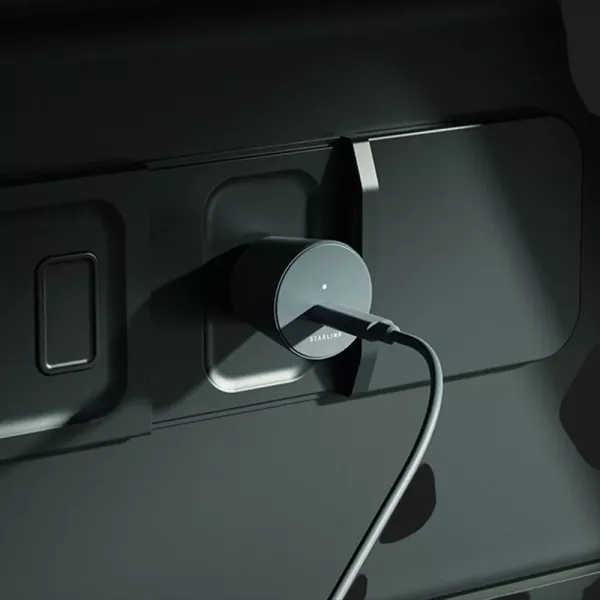 Комплект Starlink Mini Car Adapter та Mini USB-C Cable 5m (16.4 ft)