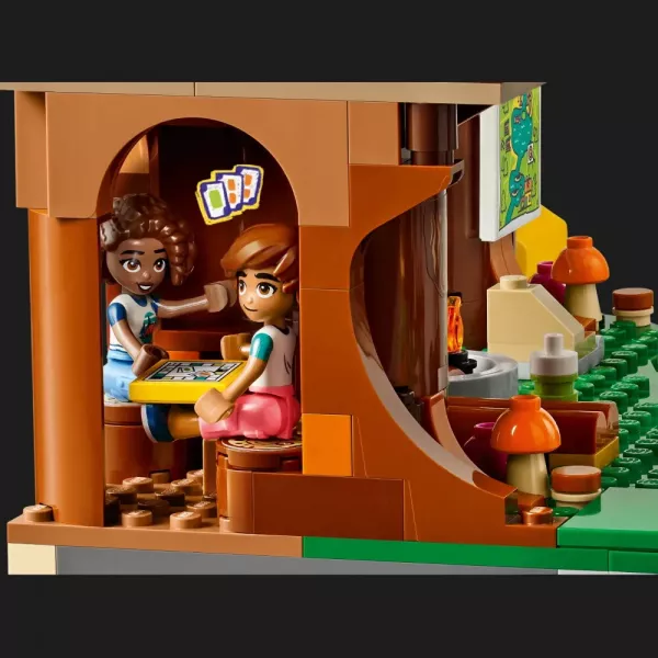 Конструктор LEGO Friends Будиночок на дереві у пригодницькому таборі (42631)