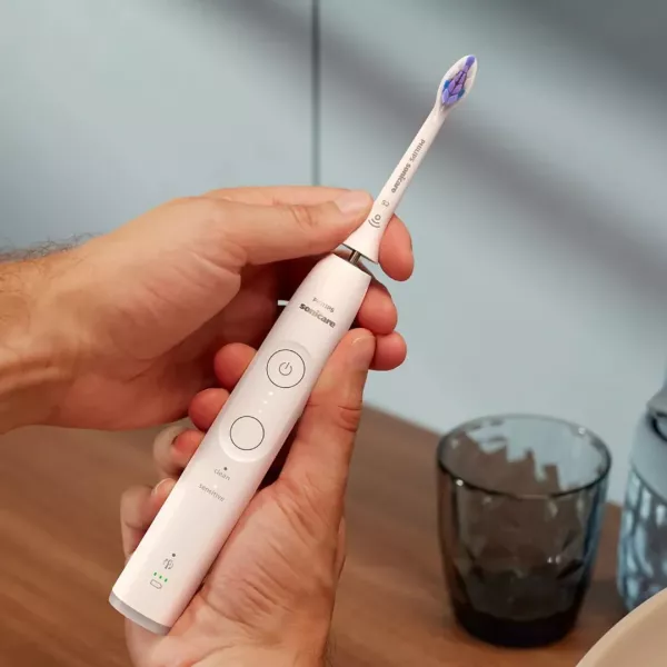 Зубна електрощітка Philips Sonicare Series 6100 (White)