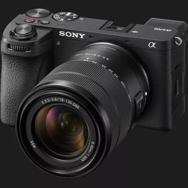 Цифровий фотоапарат Sony Alpha A6700 Kit 18-135mm (ILCE6700MB.CEC) (Standard)