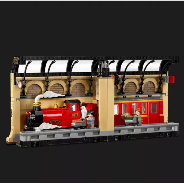 Конструктор LEGO Harry Potter Бук нук: Гоґвортський експрес (76450)